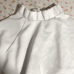 white skirt!